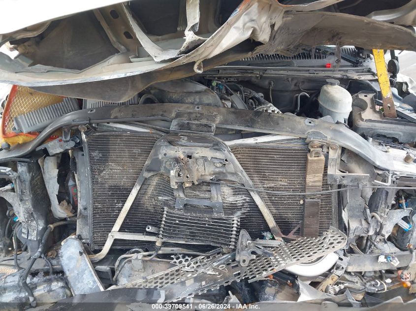 2003 GMC Yukon Denali VIN: 1GKEK63U03J195991 Lot: 39709541