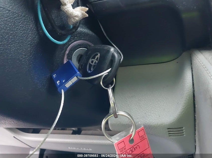 2012 Toyota Camry Le VIN: 4T4BF1FK6CR211482 Lot: 39709583