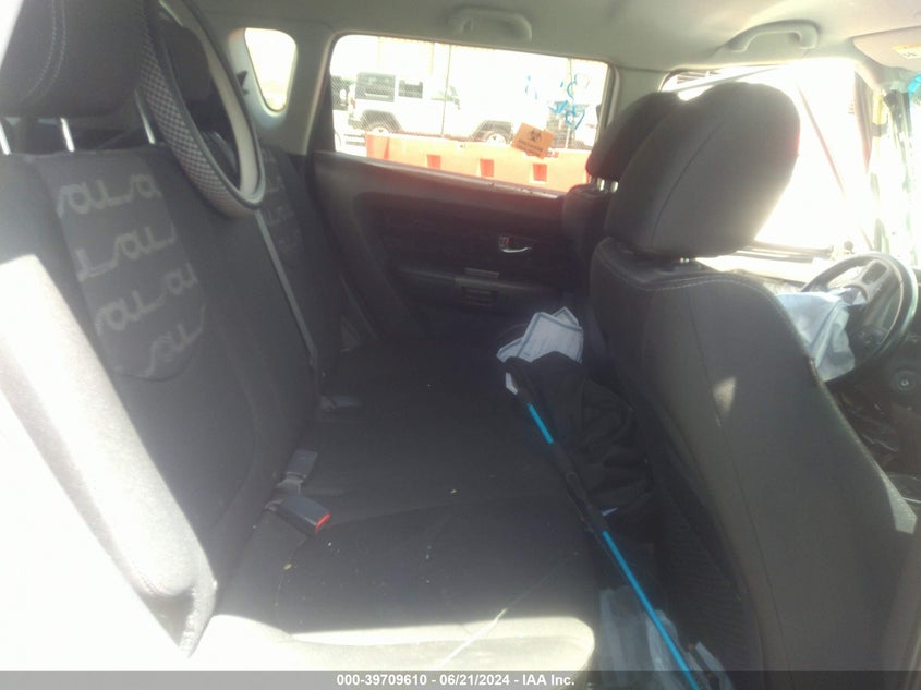 2013 Kia Soul + VIN: KNDJT2A66D7527015 Lot: 39709610