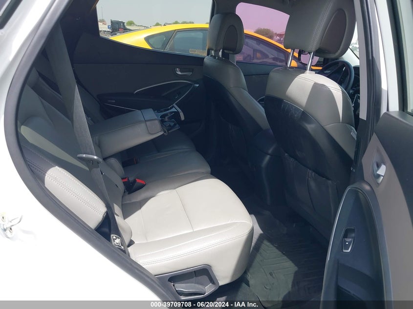 2017 Hyundai Santa Fe Sport 2.4L VIN: 5XYZU3LB9HG383663 Lot: 39709708