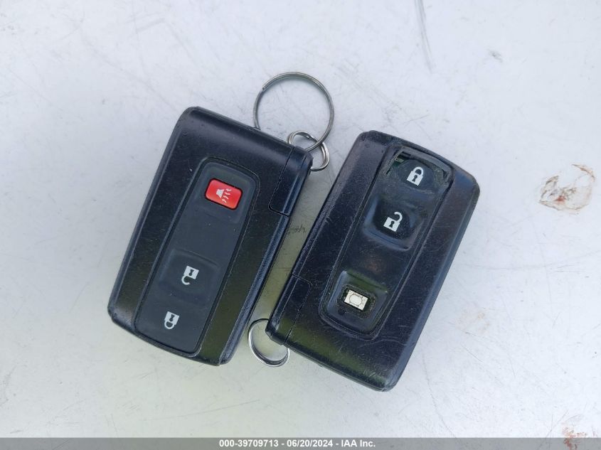 2004 Toyota Prius VIN: JTDKB20U840041483 Lot: 39709713