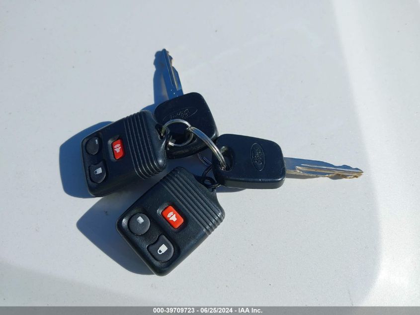 1999 Ford Explorer Eddie Bauer/Limited/Xlt VIN: 1FMZU34E8XZA99266 Lot: 39709723