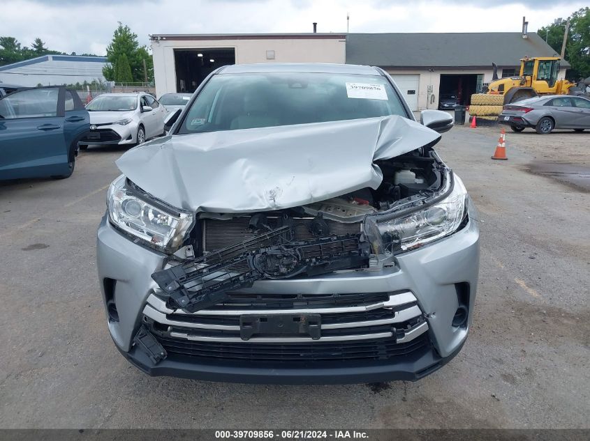 2019 Toyota Highlander Le VIN: 5TDBZRFH4KS995558 Lot: 39709856