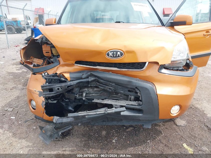 2011 Kia Soul + VIN: KNDJT2A25B7306080 Lot: 39709873