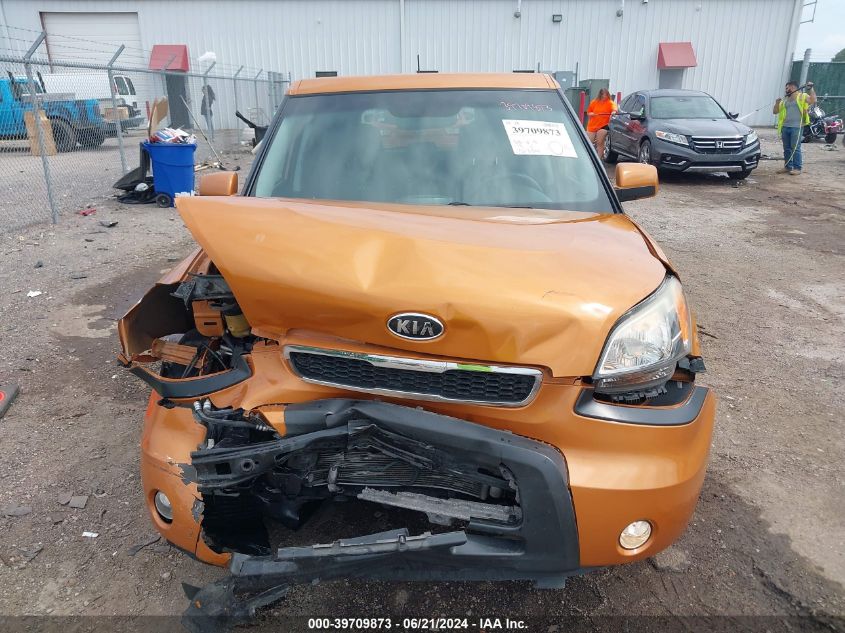 2011 Kia Soul + VIN: KNDJT2A25B7306080 Lot: 39709873