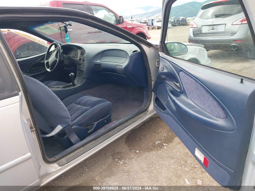 1994 Ford Thunderbird Lx VIN: 1FALP62W4RH213339 Lot: 39709925