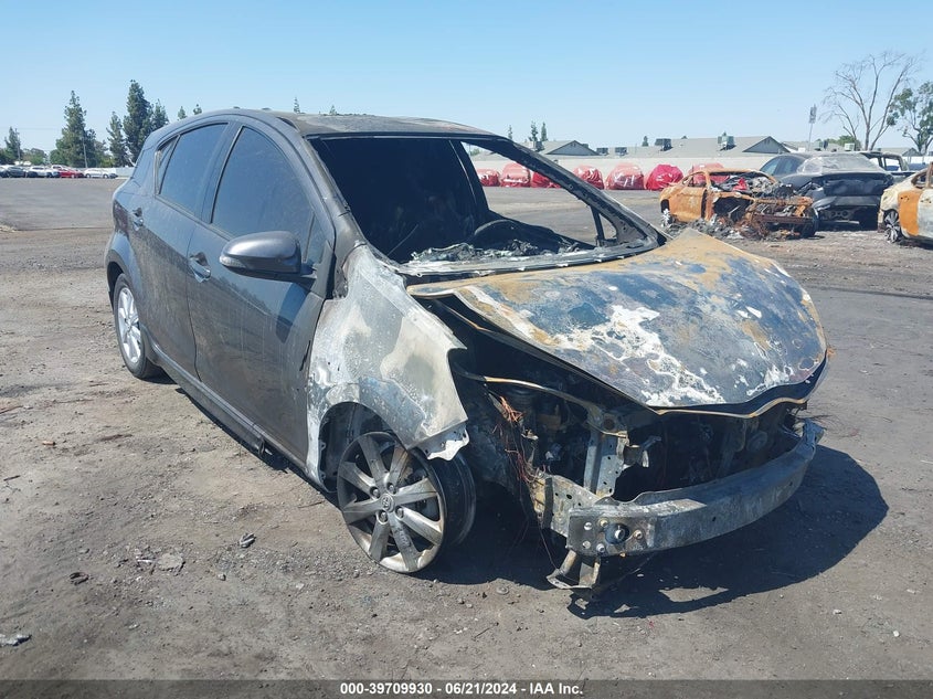 2017 Toyota Prius C Two VIN: JTDKDTB3XH1596021 Lot: 39709930