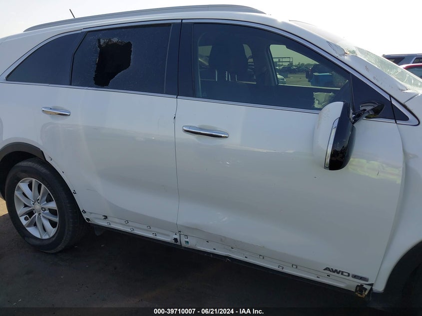 2017 Kia Sorento Lx/L VIN: 5XYPGDA52HG196699 Lot: 39710007