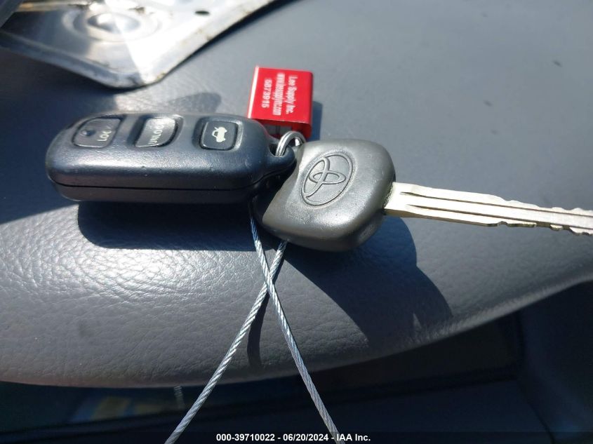 2003 Toyota Camry Le V6 VIN: 4T1BF32K43U060735 Lot: 39710022