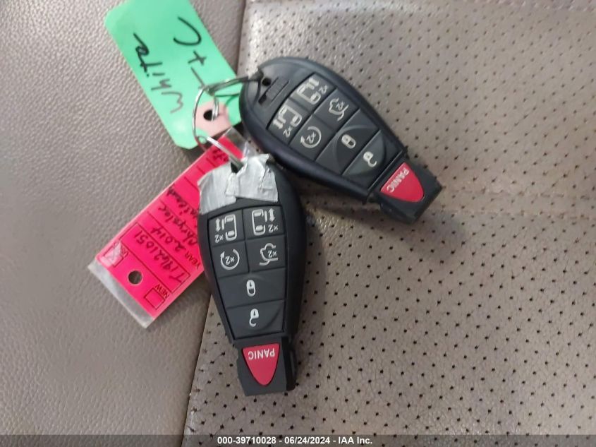 2014 Chrysler Town & Country Touring-L VIN: 2C4RC1CGXER195633 Lot: 39710028