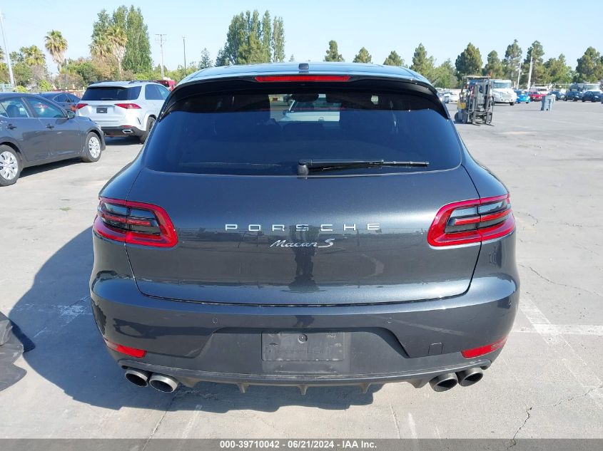 2017 Porsche Macan S VIN: WP1AB2A59HLB19856 Lot: 39710042