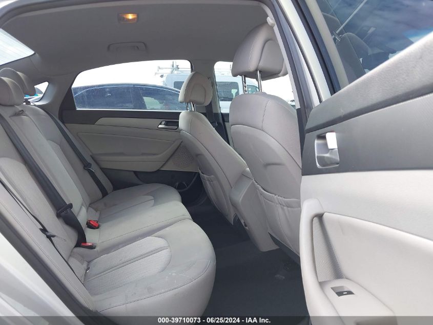 2016 Hyundai Sonata Hybrid Se VIN: KMHE24L16GA014478 Lot: 39710073