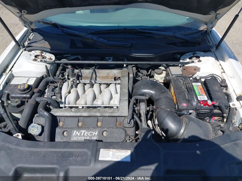 2000 Lincoln Continental VIN: 1LNHM97V7YY817309 Lot: 39710101