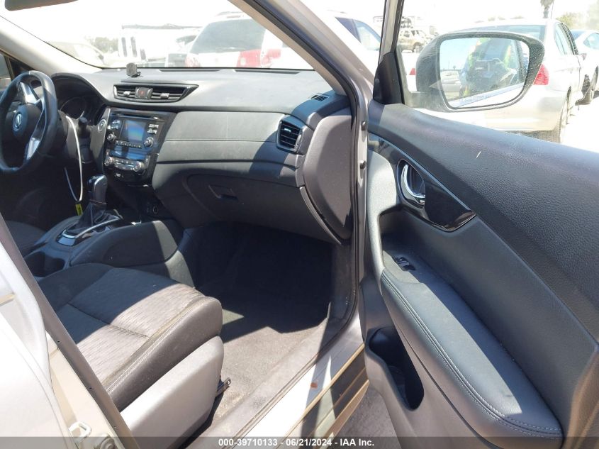 VIN KNMAT2MT7HP606703 2017 NISSAN ROGUE SV