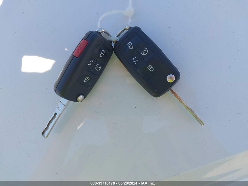 2013 Volkswagen Passat 2.0L Tdi Sel Premium VIN: 1VWCN7A37DC103398 Lot: 39710170