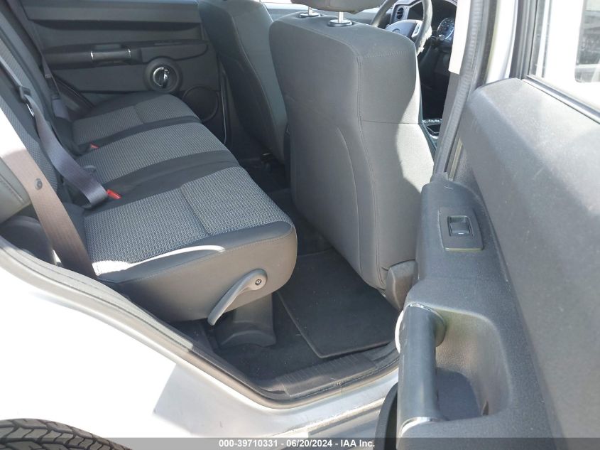 2010 Jeep Commander Sport VIN: 1J4RG4GK1AC101558 Lot: 39710331