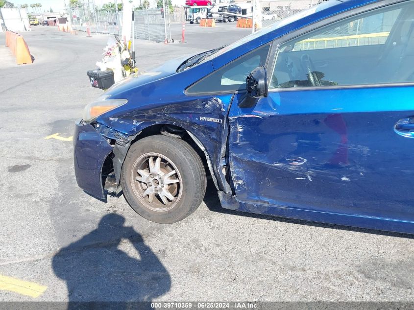 2011 Toyota Prius Two VIN: JTDKN3DU6B0259975 Lot: 39710359