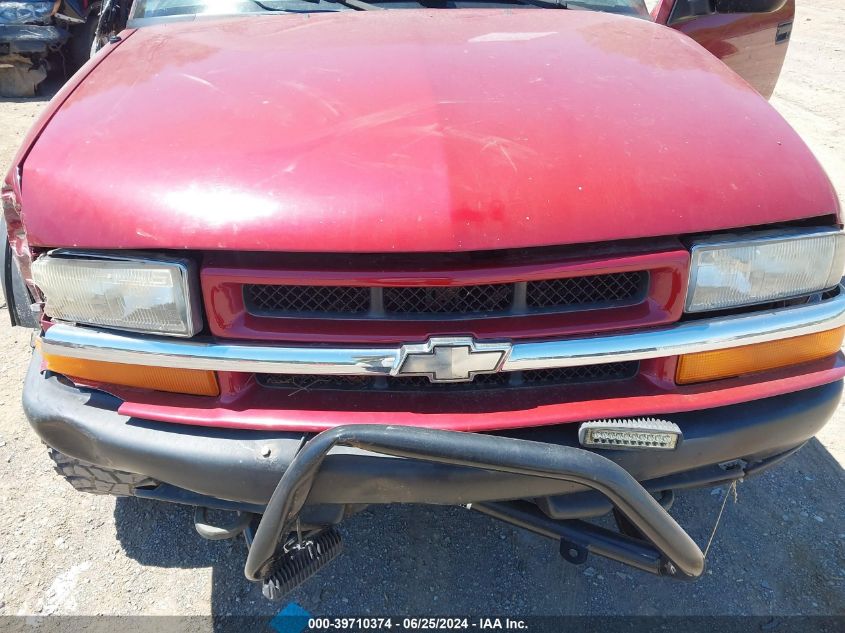 2001 Chevrolet Blazer Ls VIN: 1GNCT18W41K112946 Lot: 39710374