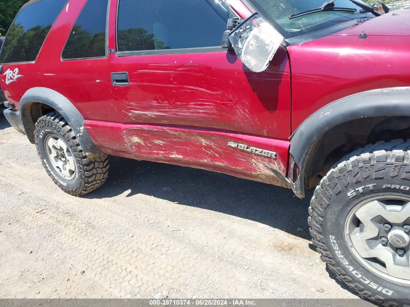 2001 Chevrolet Blazer Ls VIN: 1GNCT18W41K112946 Lot: 39710374