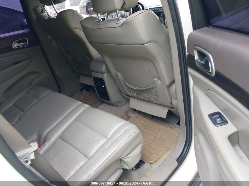 1J4RS4GG2BC585073 2011 Jeep Grand Cherokee Laredo