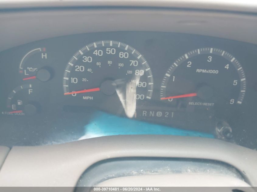 2000 Ford Expedition Eddie Bauer VIN: 1FMRU1764YLB62280 Lot: 39710481