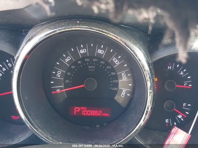 2011 Kia Soul + VIN: KNDJT2A29B7291843 Lot: 39710499