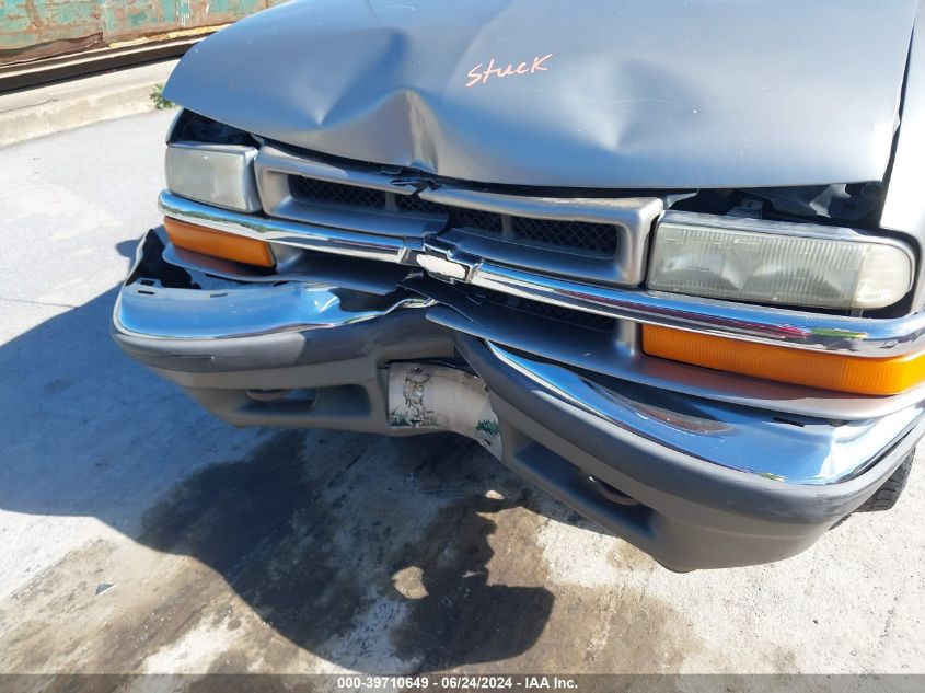 2001 Chevrolet Blazer VIN: 1GNDT13WX12109934 Lot: 39710649