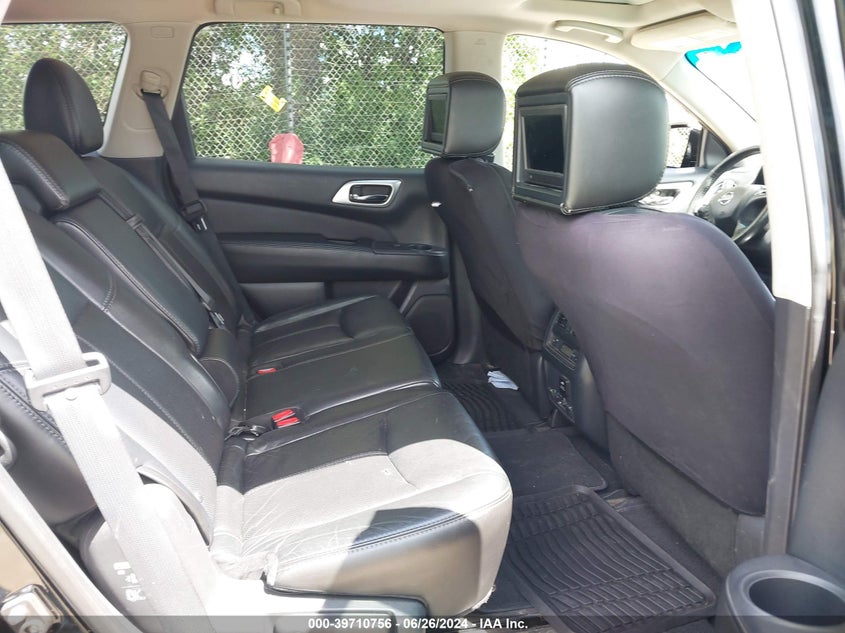 2014 Nissan Pathfinder Platinum VIN: 5N1AR2MM7EC657561 Lot: 39710756
