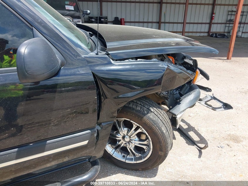 2005 Chevrolet Silverado 1500 Ls VIN: 2GCEC13TX51189258 Lot: 39710833