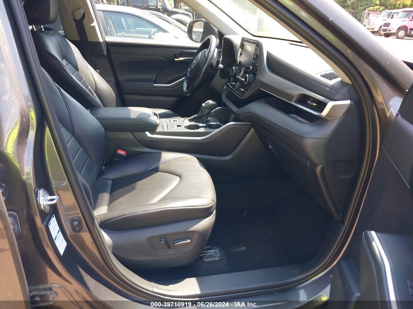 2021 TOYOTA HIGHLANDER VIN: 5TDGZRBH6MS128452