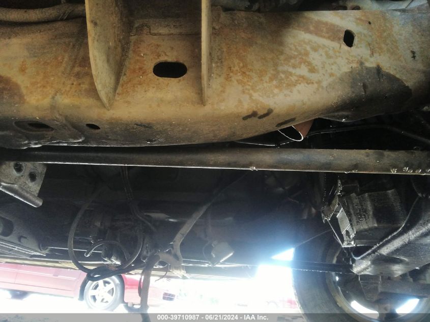 2004 Chevrolet Suburban 1500 Lt VIN: 1GNEC16Z24J109298 Lot: 39710987