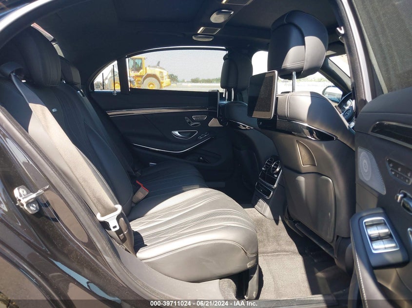 2018 MERCEDES-BENZ AMG S 63 4MATIC VIN: WDDUG8JBXJA387038