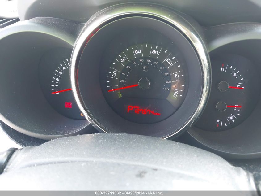 2011 Kia Soul + VIN: KNDJT2A24B7313201 Lot: 39711032