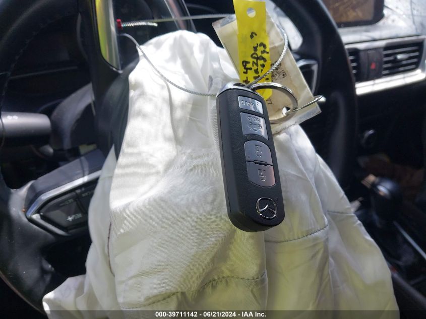 2018 Mazda Mazda3 Touring VIN: 3MZBN1V39JM201877 Lot: 39711142