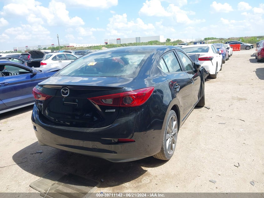 VIN 3MZBN1V39JM201877 2018 MAZDA MAZDA3 TOURING