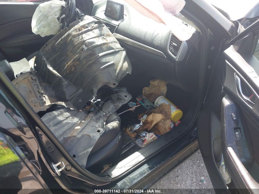 2018 Mazda Mazda3 Touring VIN: 3MZBN1V39JM201877 Lot: 39711142