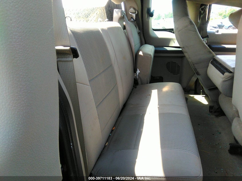 2008 Ford F-250 Fx4/Lariat/Xl/Xlt VIN: 1FTSX21RX8EA32305 Lot: 39711183