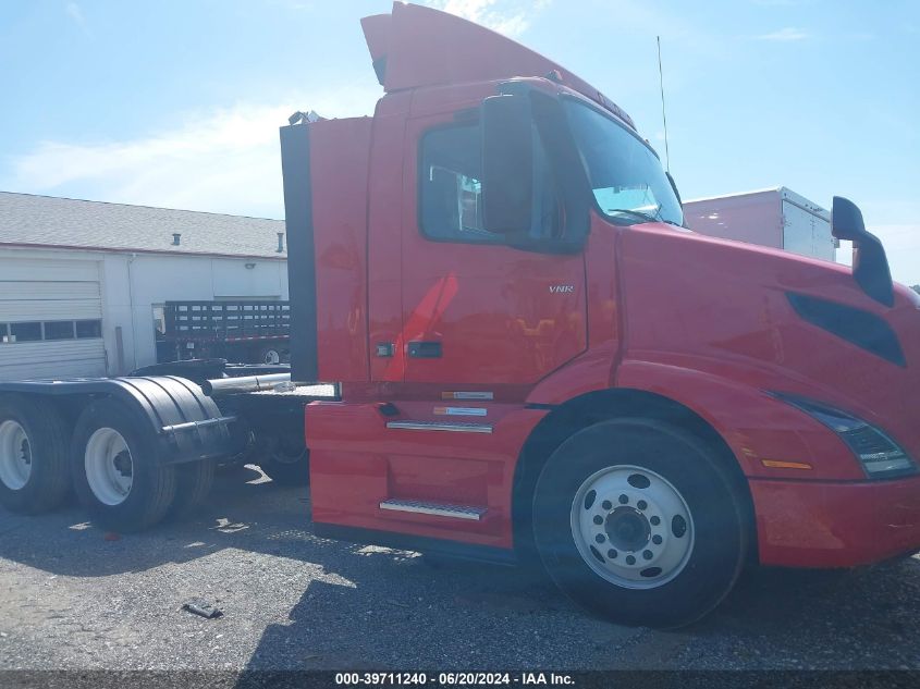 2024 Volvo Vnr VIN: 4V4WC9EH7RN655409 Lot: 39711240