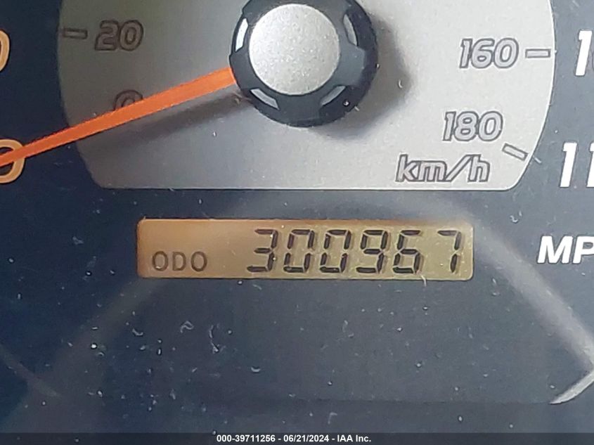 2004 Toyota 4Runner Sr5/Sport VIN: JTEZU14R140025517 Lot: 39711256