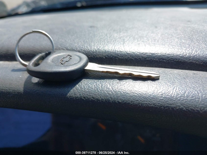 2003 Chevrolet Silverado K1500 Heavy Duty VIN: 1GCGK13U13F202974 Lot: 39711278