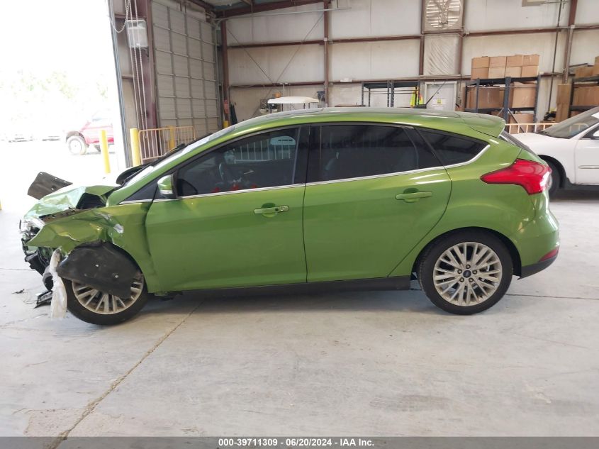 2018 Ford Focus Titanium VIN: 1FADP3N22JL272130 Lot: 39711309