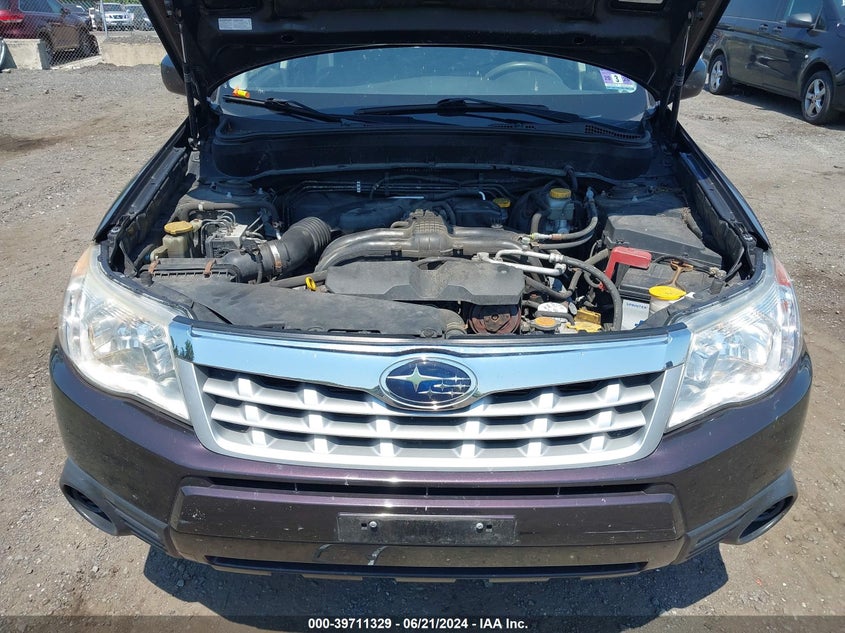 2013 Subaru Forester 2.5X VIN: JF2SHABC0DG425618 Lot: 39711329