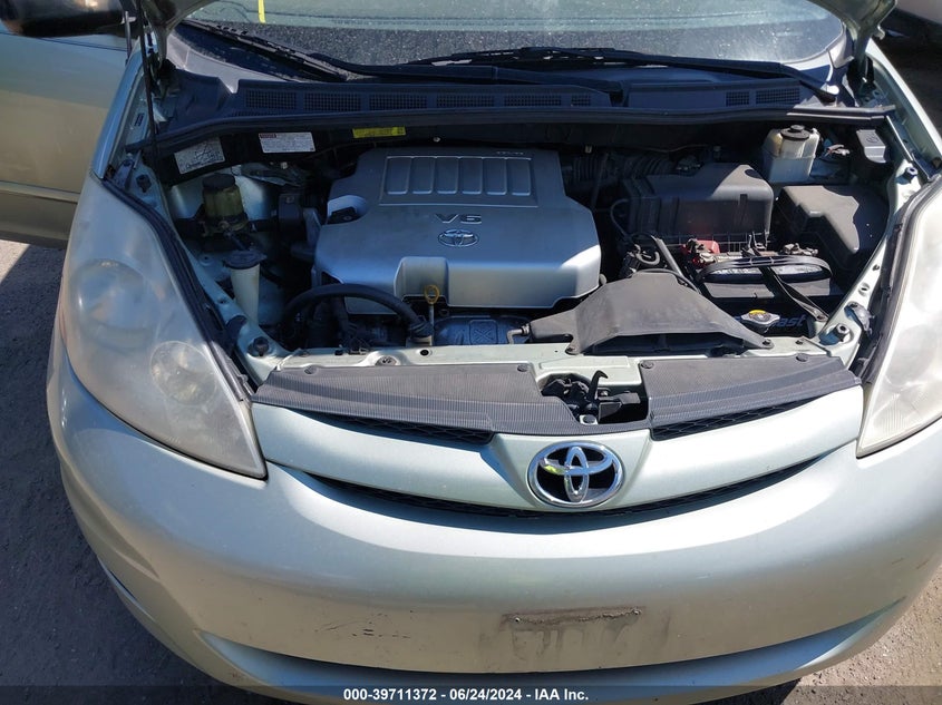 2010 Toyota Sienna Le VIN: 5TDKK4CC0AS304220 Lot: 39711372