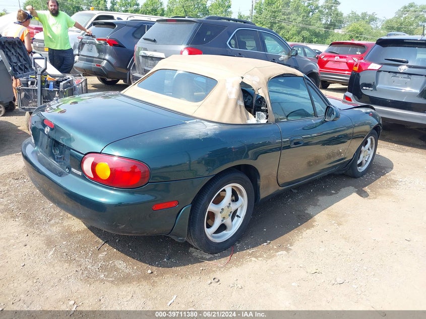 1999 Mazda Mx-5 Miata VIN: JM1NB3534X0118258 Lot: 39711380