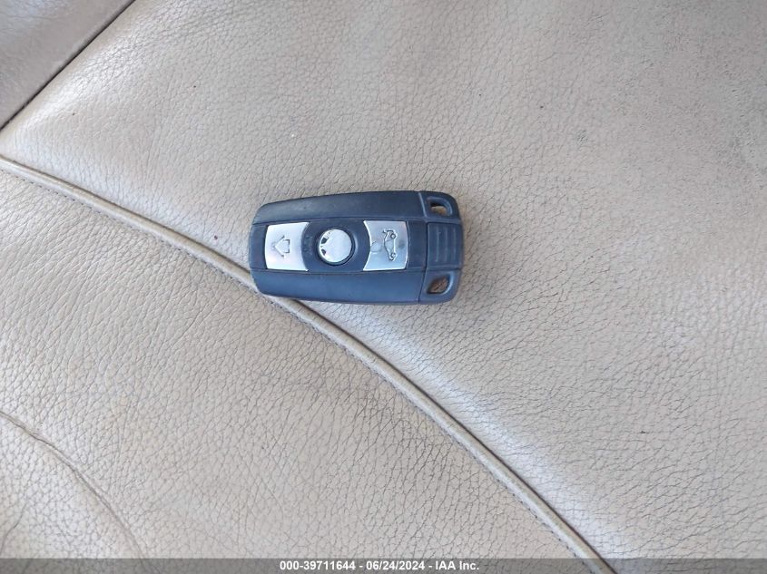 2006 BMW 325Xi VIN: WBAVD13546KV12748 Lot: 39711644