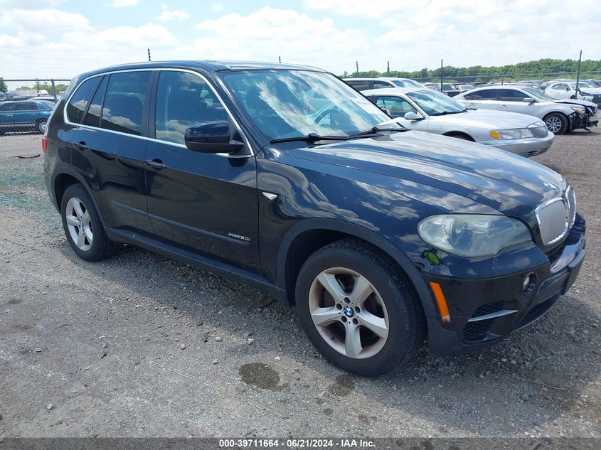 2011 BMW X5 xDrive50I VIN: 5UXZV8C57BL421714 Lot: 39711664