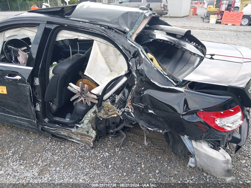 2014 MERCEDES-BENZ C 250 LUXURY/SPORT - WDDGF4HB0EG242138