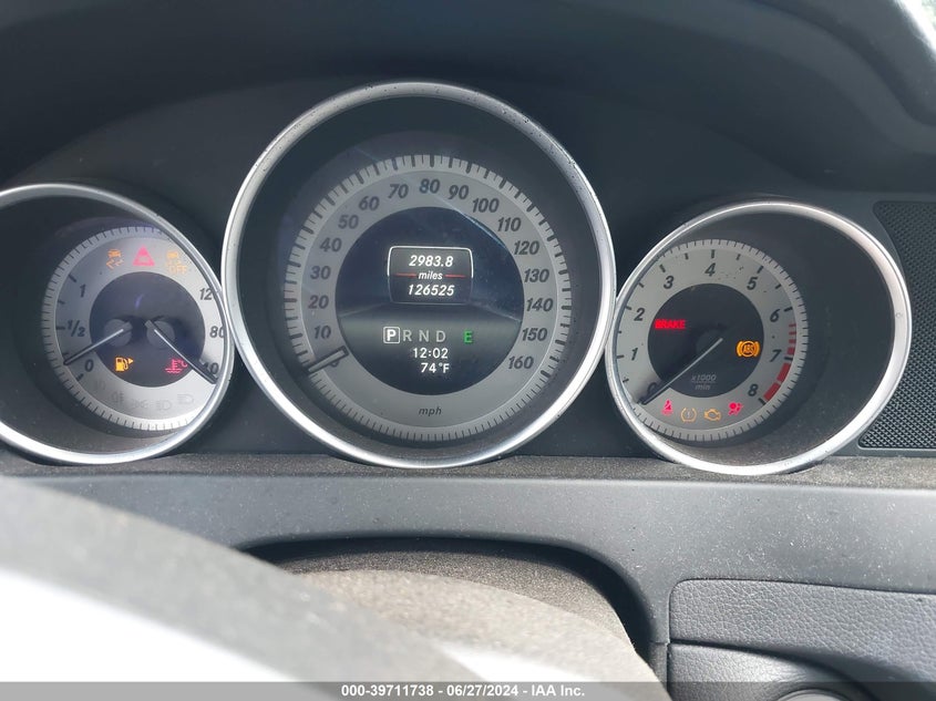 2014 MERCEDES-BENZ C 250 LUXURY/SPORT - WDDGF4HB0EG242138