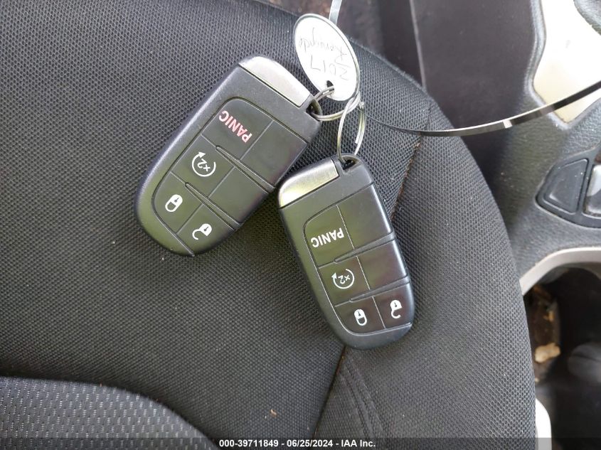 2017 Jeep Renegade Latitude 4X4 VIN: ZACCJBBB2HPG62043 Lot: 39711849