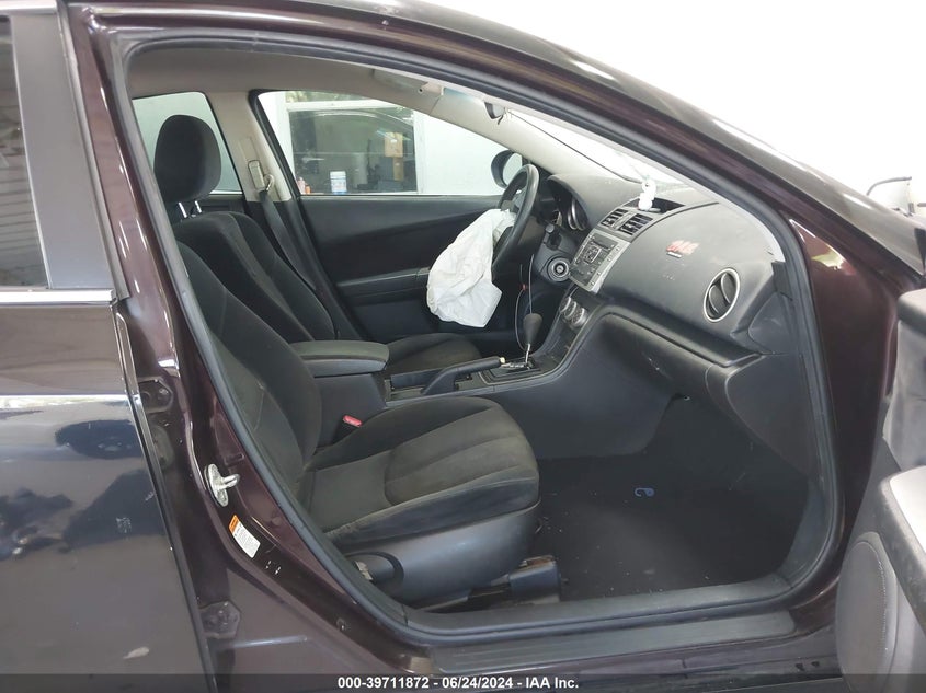 2010 Mazda Mazda6 I Sport VIN: 1YVHZ8BH1A5M42133 Lot: 39711872